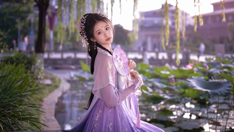 星播达人古风cosplay内容
